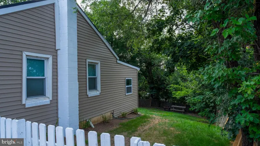 117 Walnut St, Martinsburg, WV 25401 - #3