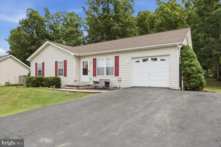 109 Thoreau Dr, Inwood, WV 25428 - #3