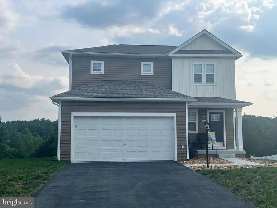 223 Luxor Ct, Bunker Hill, WV 25413 - #2
