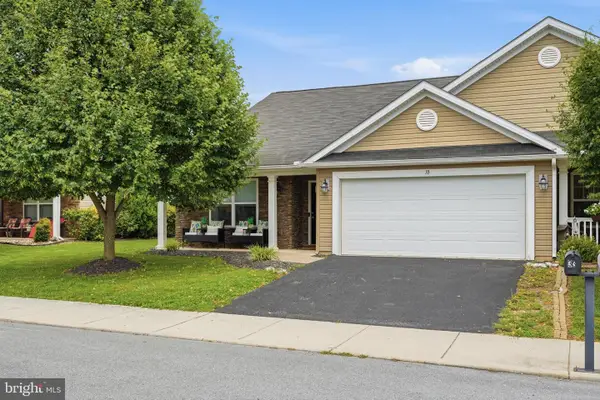33 Chennault Trl, FALLING WATERS, WV 25419