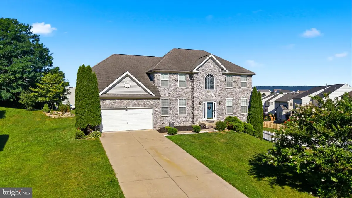 104 Carot Ct, Martinsburg, WV 25403 - #1
