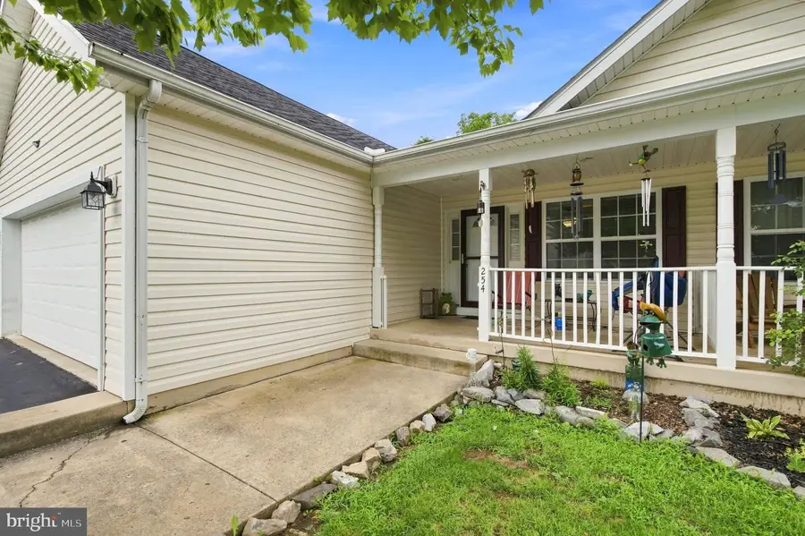 254 Dorothy Ct, Inwood, WV 25428 - #2