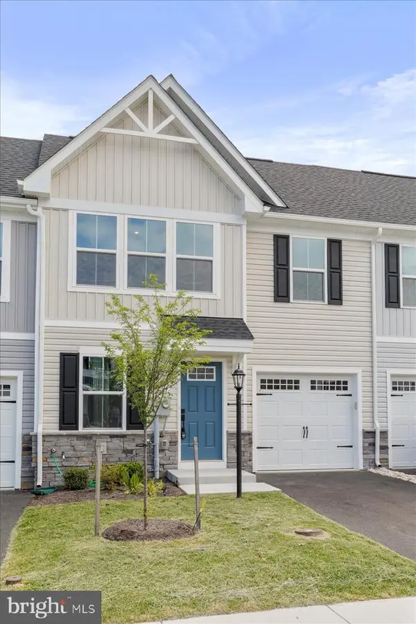 34 Bibury St, MARTINSBURG, WV 25405