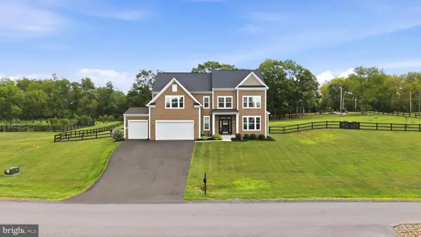 42 Flaxseed Dr, MARTINSBURG, WV 25404