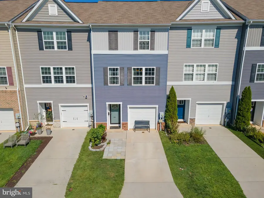 289 Magellan Dr, Martinsburg, WV 25404 - #2