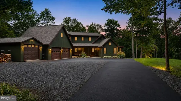 51 Liskey Ln, HEDGESVILLE, WV 25427