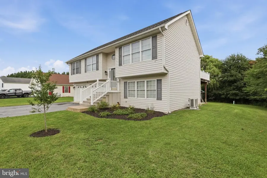 30 Gordon Dr, Hedgesville, WV 25427 - #2
