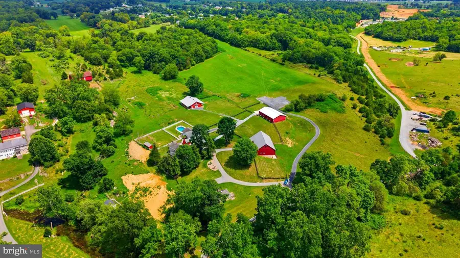 2120 Ropp Dr, Martinsburg, WV 25403 - #2