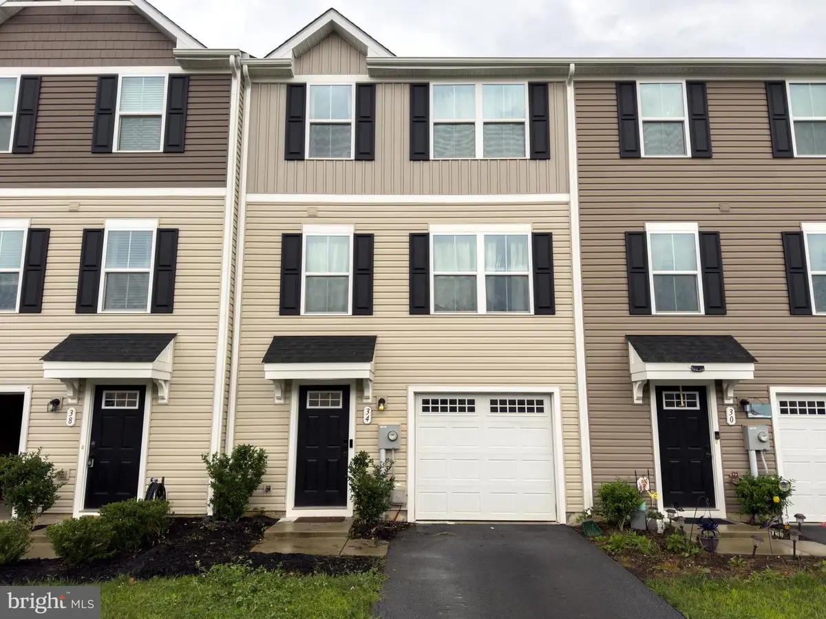 34 Snickers Ct, Martinsburg, WV 25403 - #1