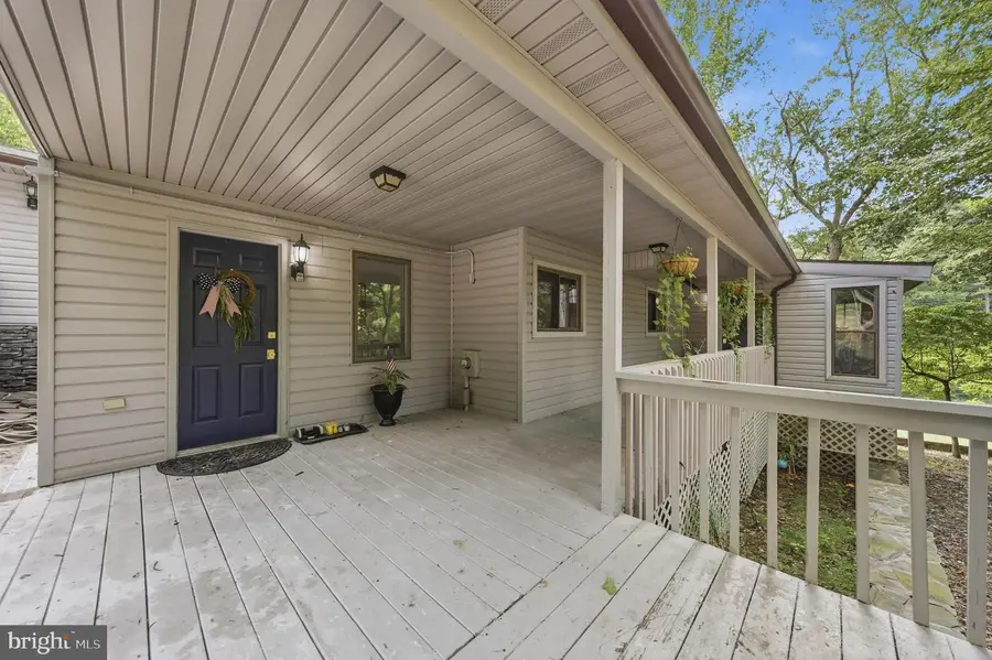 120 Trailblazer Ln, Hedgesville, WV 25427 - #2