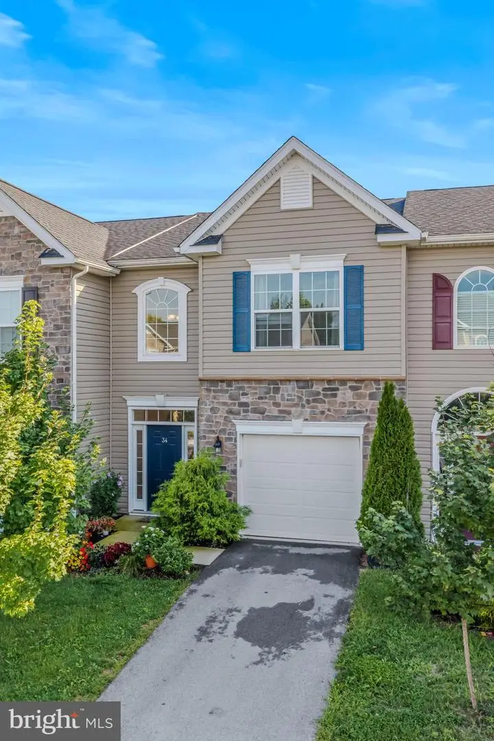 34 Polygon Pl, Falling Waters, WV 25419 - #2