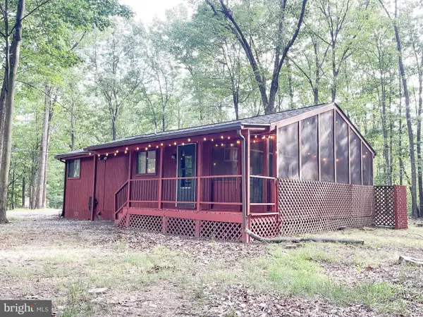 156 Oneida Trl, HEDGESVILLE, WV 25427