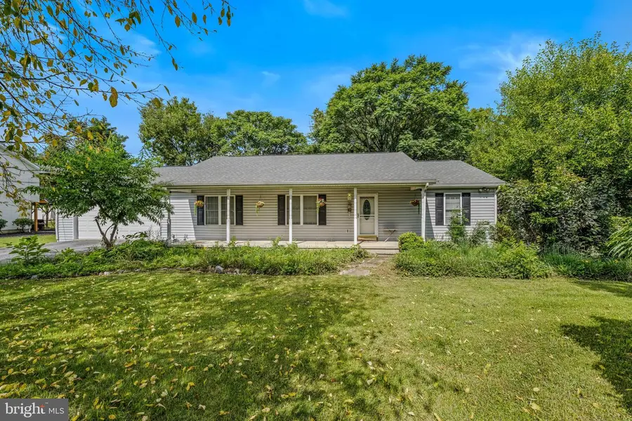 455 Willis Dr, Bunker Hill, WV 25413 - #3