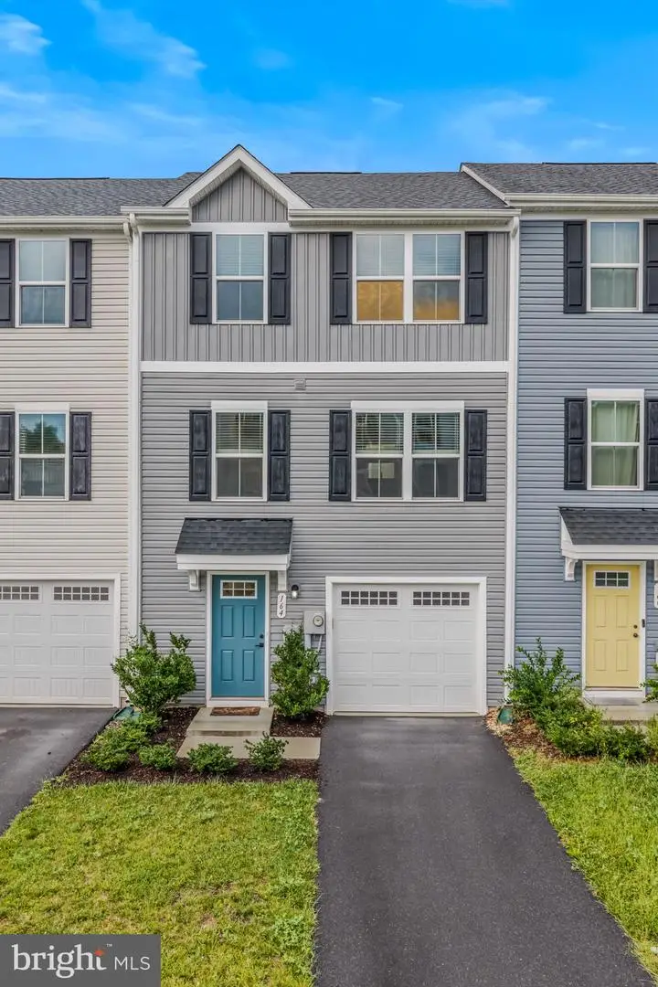 164 Ogunquit Dr, Martinsburg, WV 25403 - #1