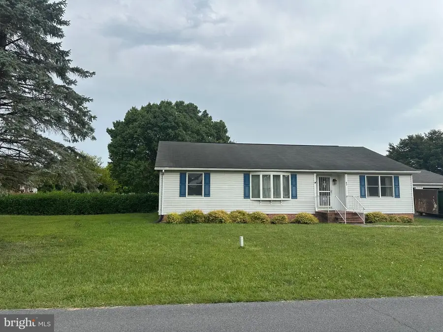 83 Montmorency Dr, Bunker Hill, WV 25413 - #3