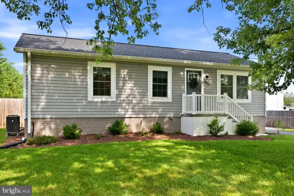 306 Fegan Rd, BUNKER HILL, WV 25413
