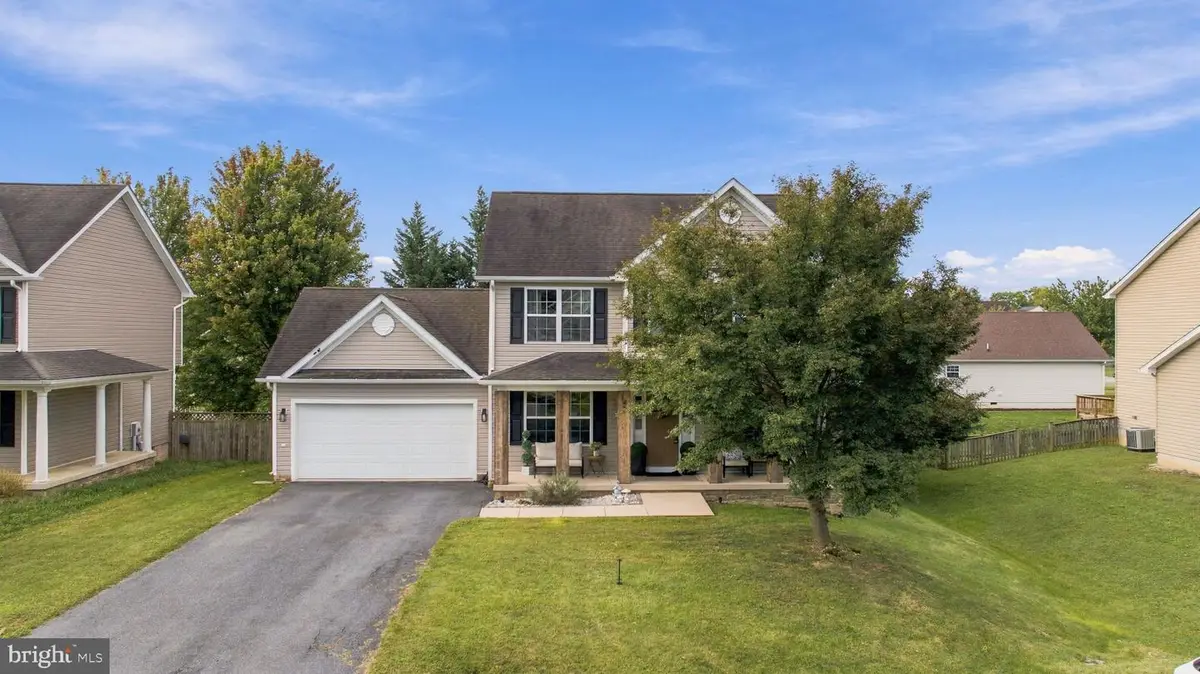 42 Carib St, Martinsburg, WV 25405 - #1