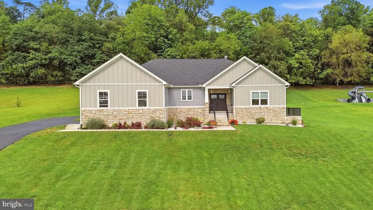 260 Elegant Dr, Martinsburg, WV 25403 - #1