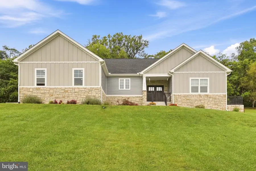 260 Elegant Dr, Martinsburg, WV 25403 - #2