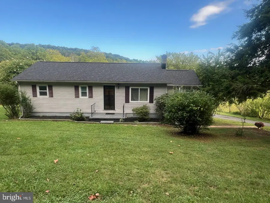 3305 Butts Mill Rd, Hedgesville, WV 25427 - #2