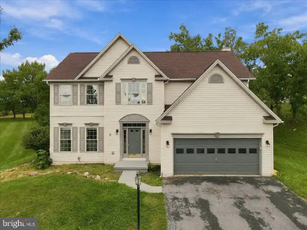 48 Lansing Ct, FALLING WATERS, WV 25419