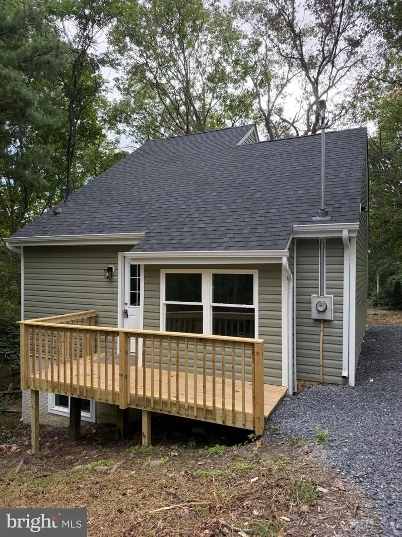 329 Persimmon Ln, Gerrardstown, WV 25420 - #1