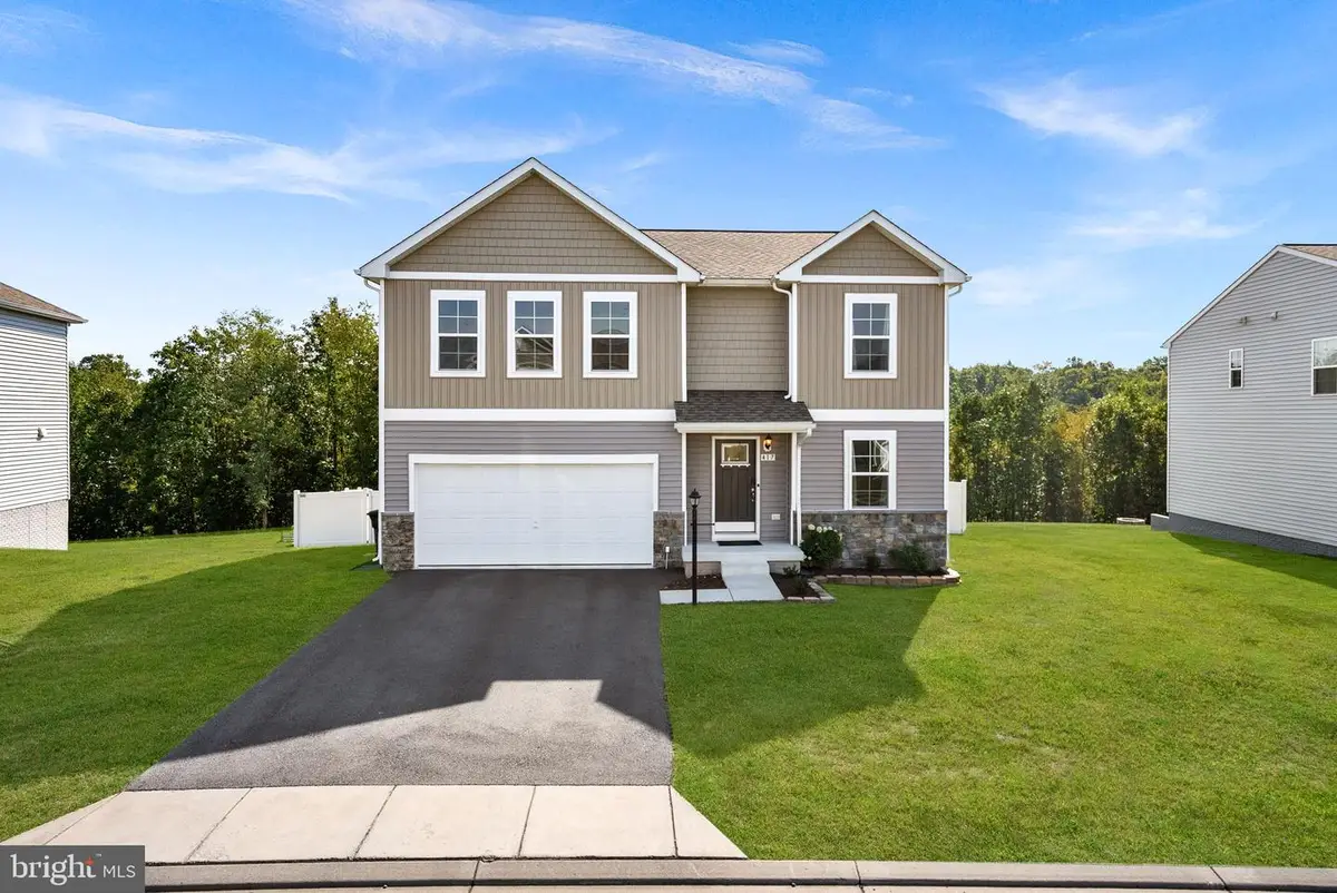 417 Eurasian Dr, Bunker Hill, WV 25413 - #1