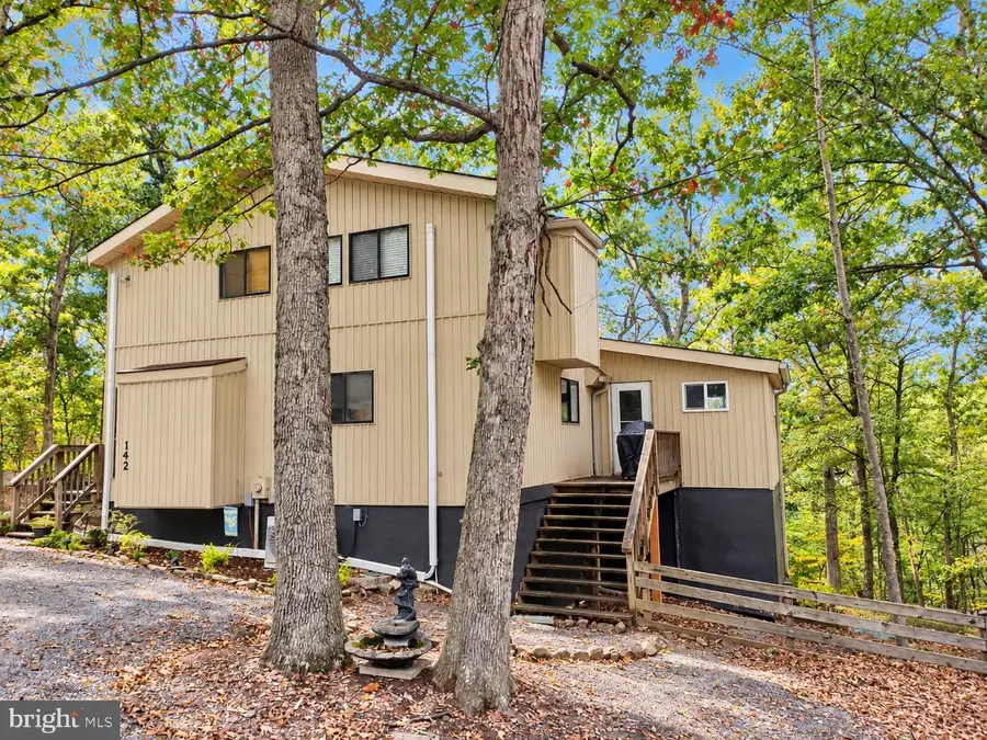 142 Wintercamp Trl, Hedgesville, WV 25427 - #3