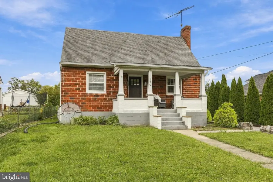 779 Rock Cliff Dr, Martinsburg, WV 25401 - #2