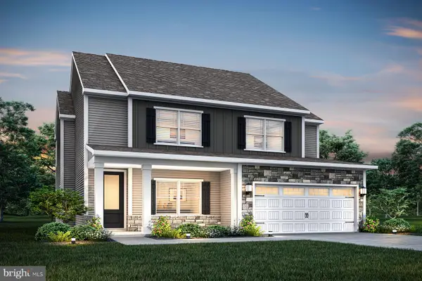 83 Brompton St, FALLING WATERS, WV 25419