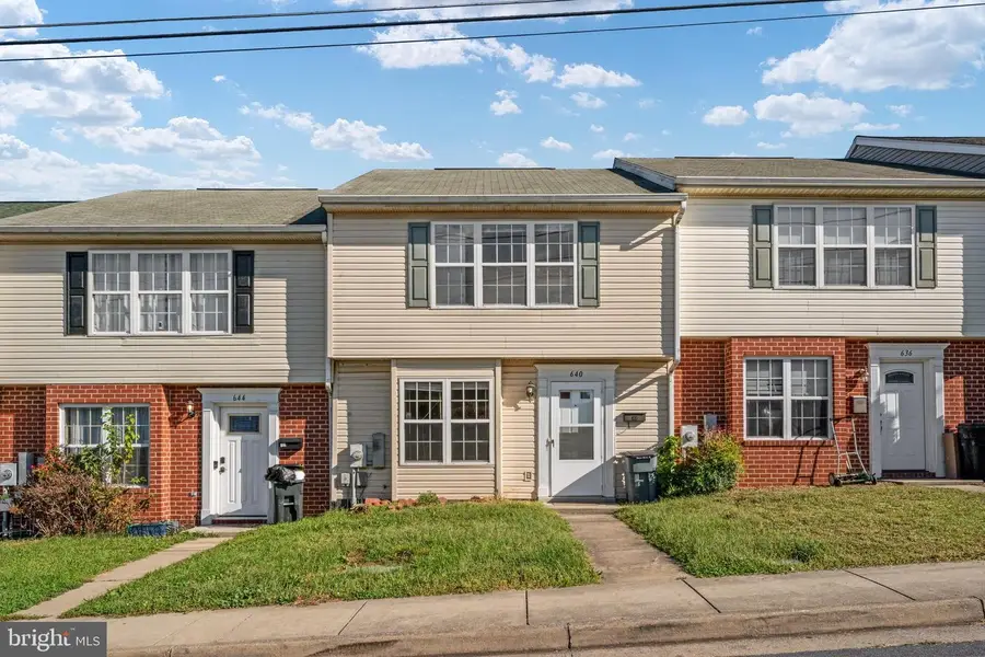 640 W Martin St W, Martinsburg, WV 25401 - #2