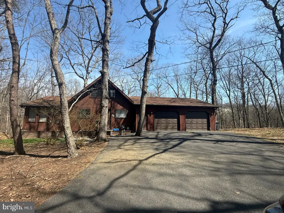 313 Mild Winter Rd, Hedgesville, WV 25427 - #1