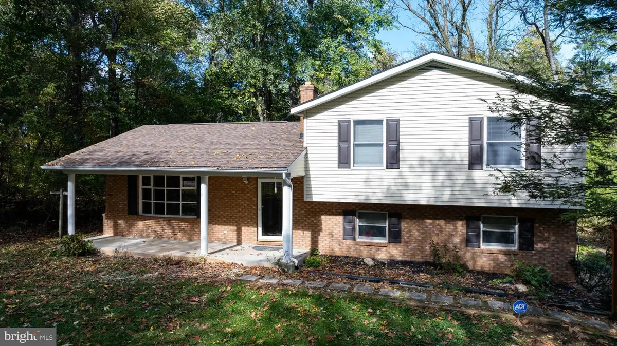 205 Chesley Dr, Falling Waters, WV 25419 - #1