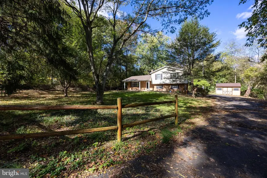 205 Chesley Dr, Falling Waters, WV 25419 - #2
