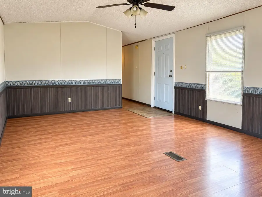 103 Lester Ln, Hedgesville, WV 25427 - #3
