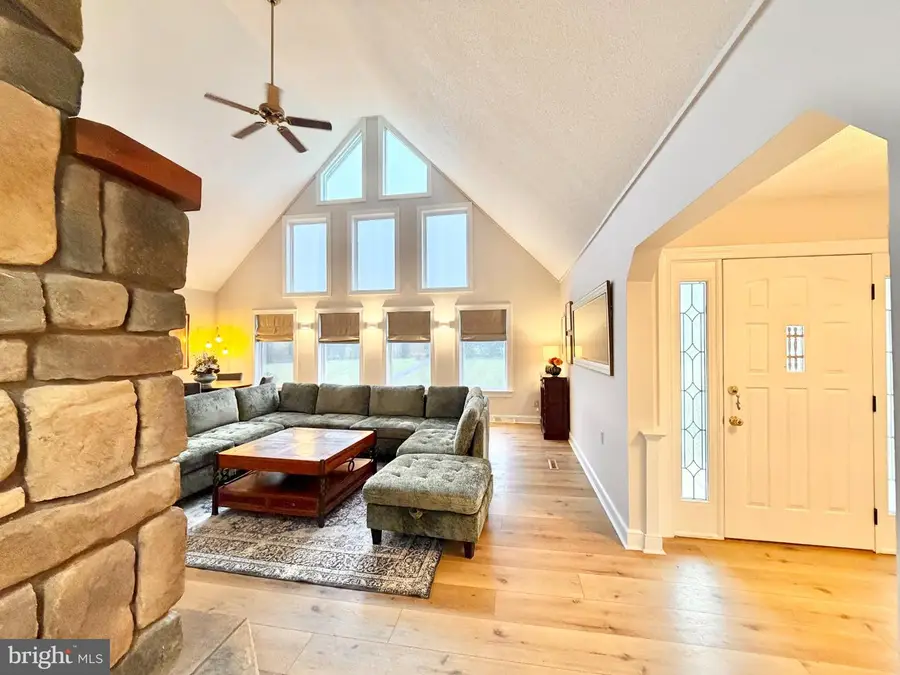229 Jaybird Ln, Hedgesville, WV 25427 - #3