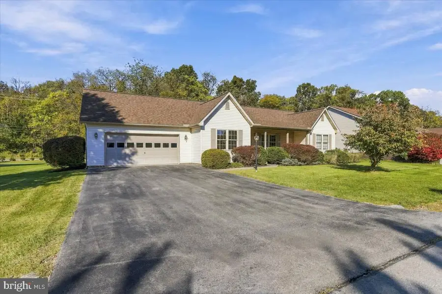 22 Colorado Ct, Falling Waters, WV 25419 - #2