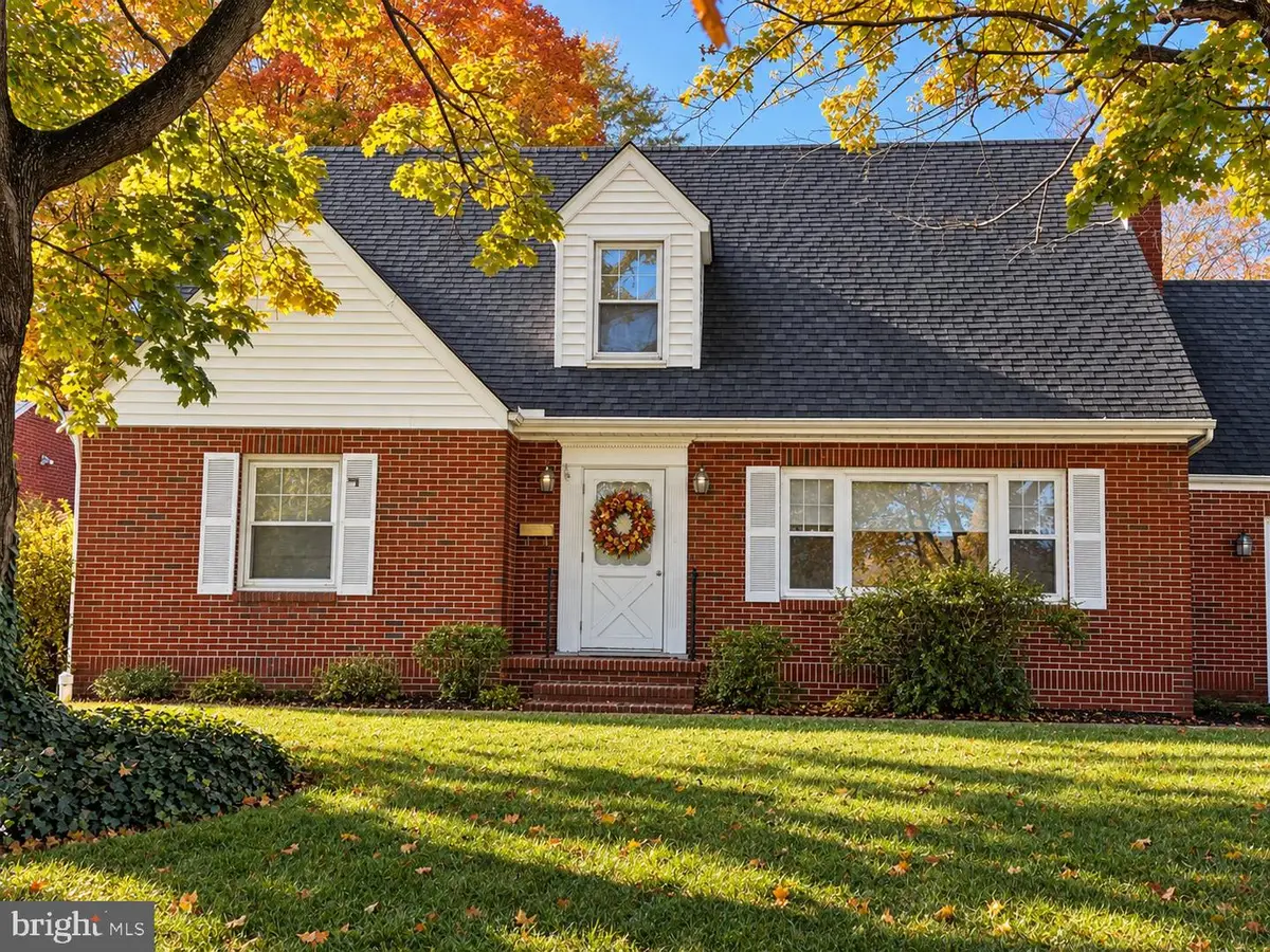 308 N Louisiana Ave, Martinsburg, WV 25401 - #1
