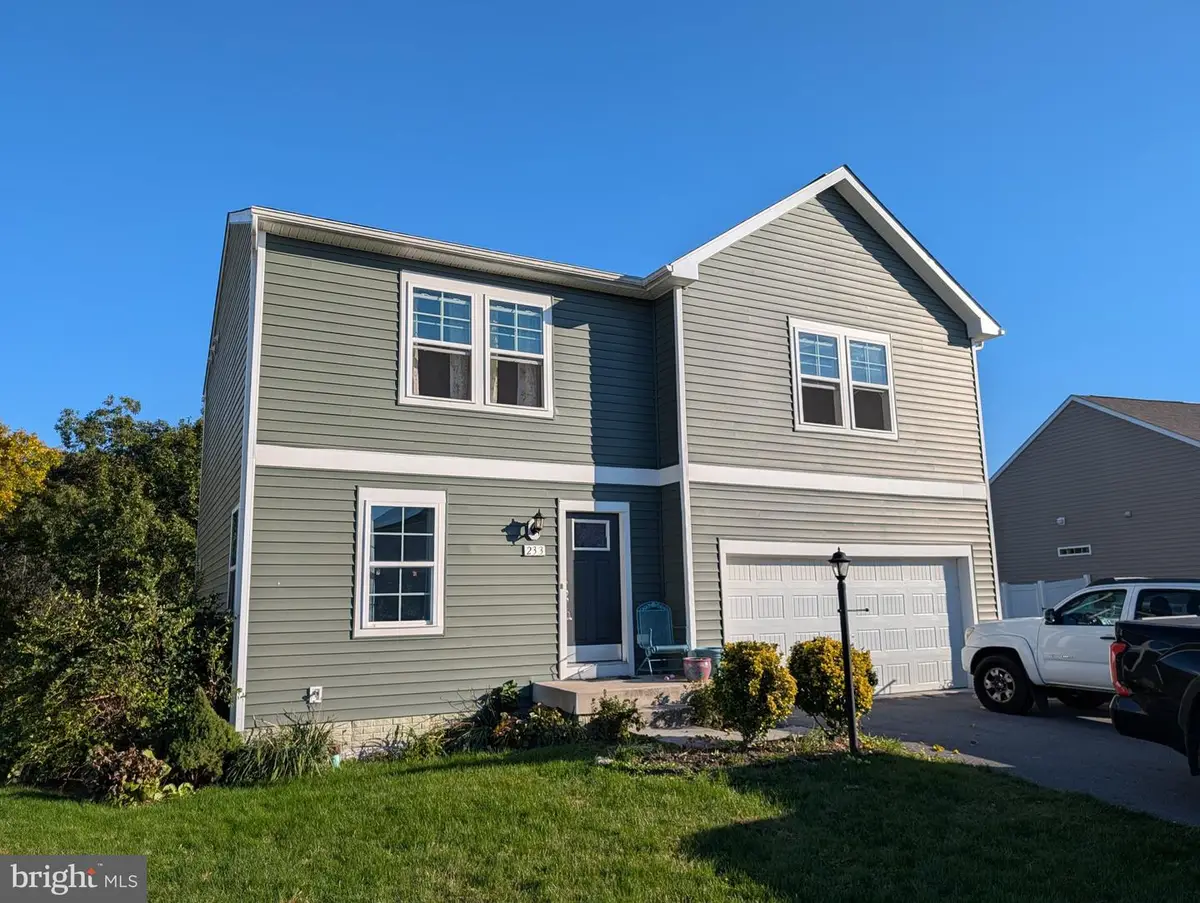 233 Eurasian Dr, Bunker Hill, WV 25413 - #1