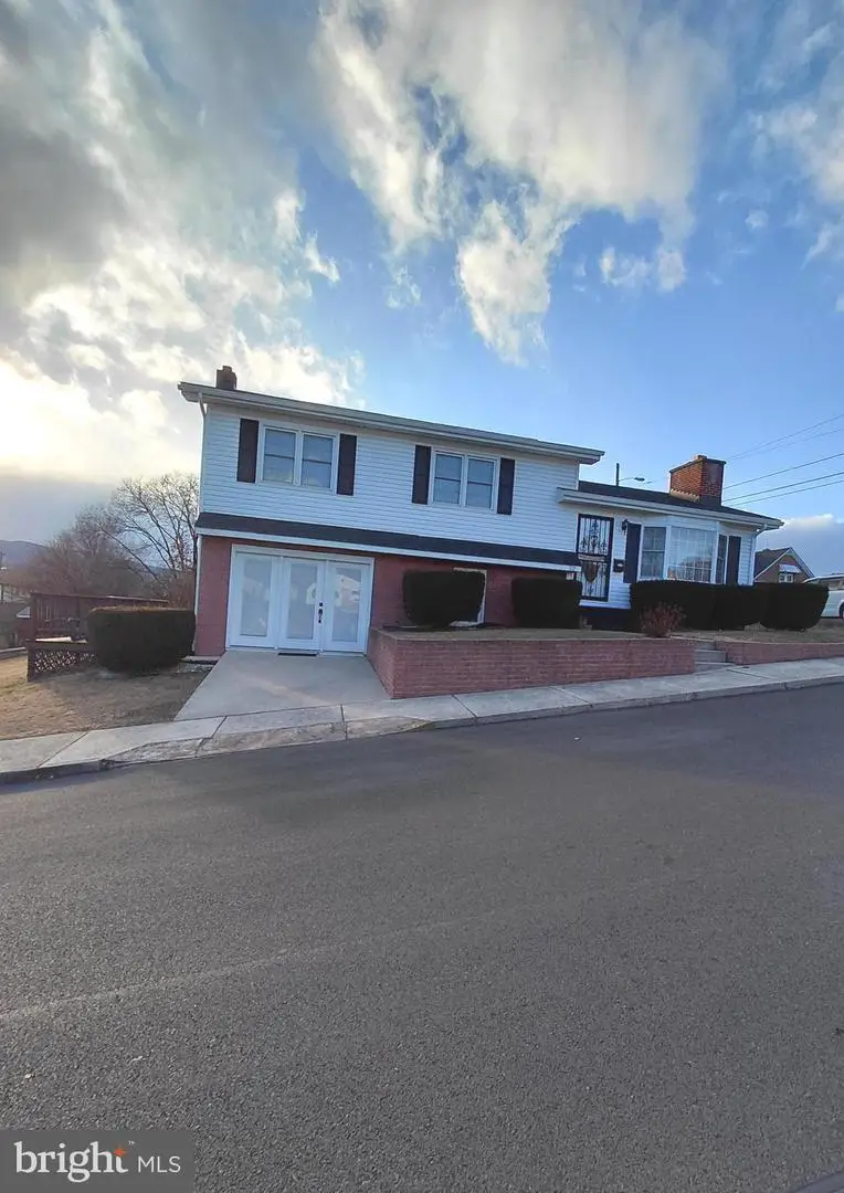 112 Grant St, Petersburg, WV 26847 - Image #1