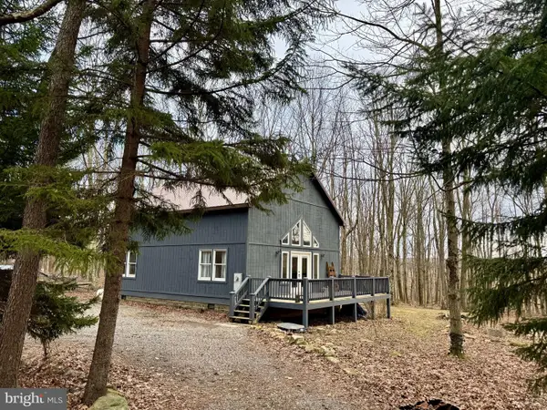 126 Dahlia Ln, MOUNT STORM, WV 26739