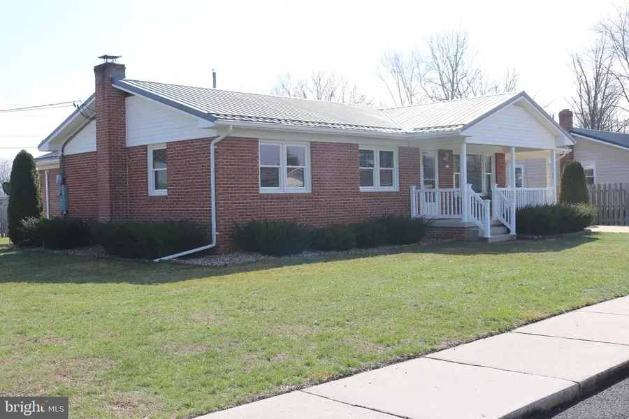 103 Trenton St, Petersburg, WV 26847 - #2