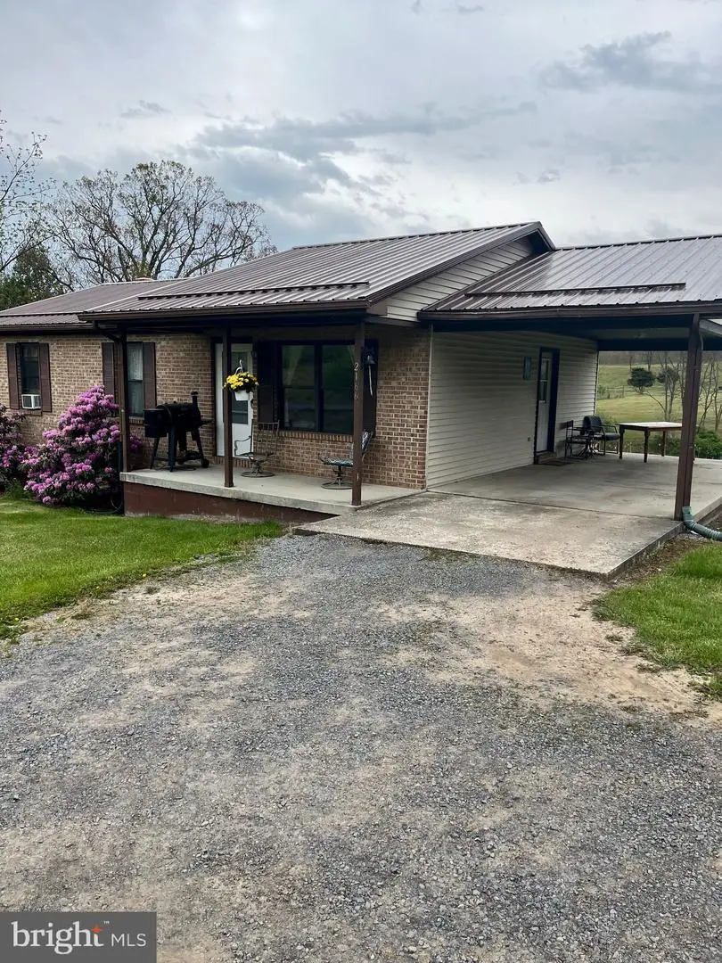 2166 Country Rd, Maysville, WV 26833 - #2