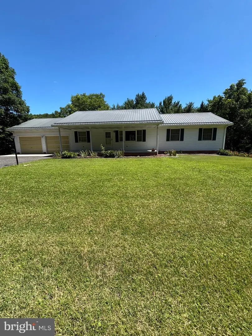 2266 Patterson Creek Rd, Petersburg, WV 26847 - #2