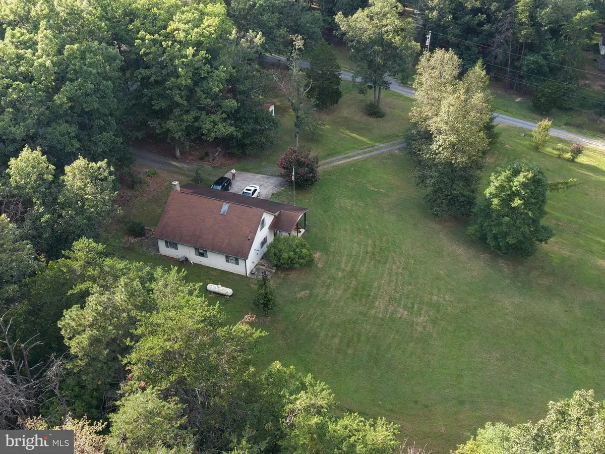 496 Haven Farms Cir, Petersburg, WV 26847 - #1