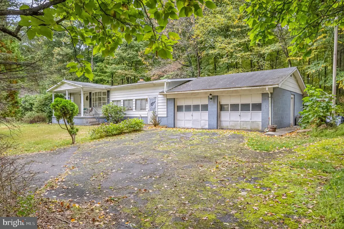 3948 Laurel Dale Rd, New Creek, WV 26726 - #1