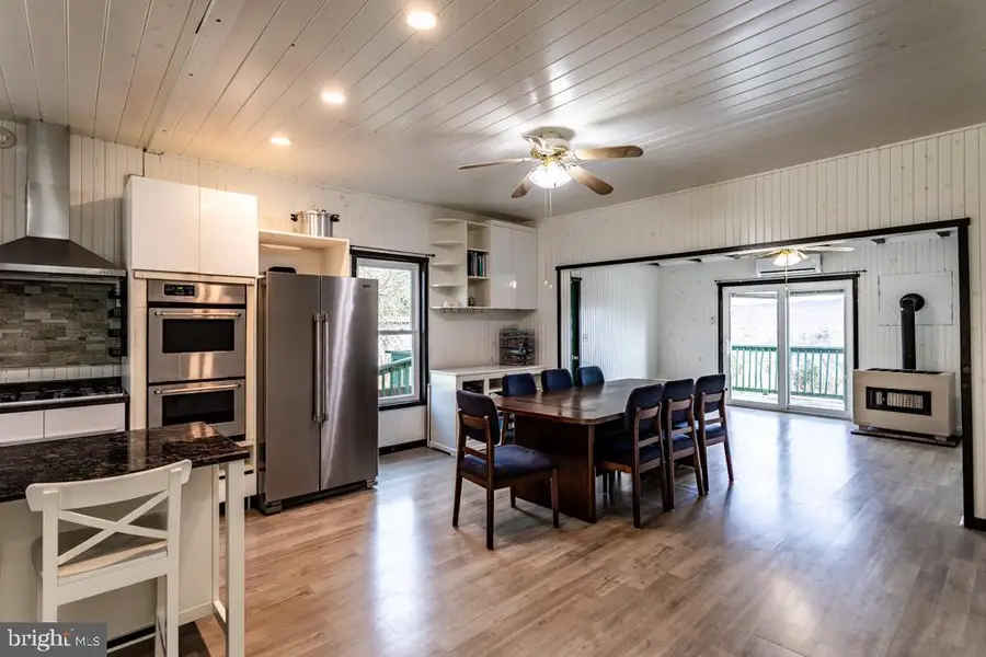 408 Hawks Nest Dr, Baker, WV 26801 - Image #3