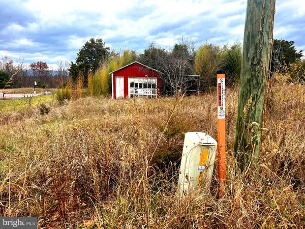 158 Eastern Dr, MOOREFIELD, WV 26836