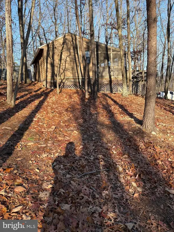 6873 Trough Rd, MOOREFIELD, WV 26836