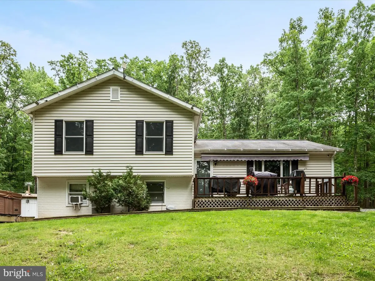 125 Ender Ave, Moorefield, WV 26836 - #1